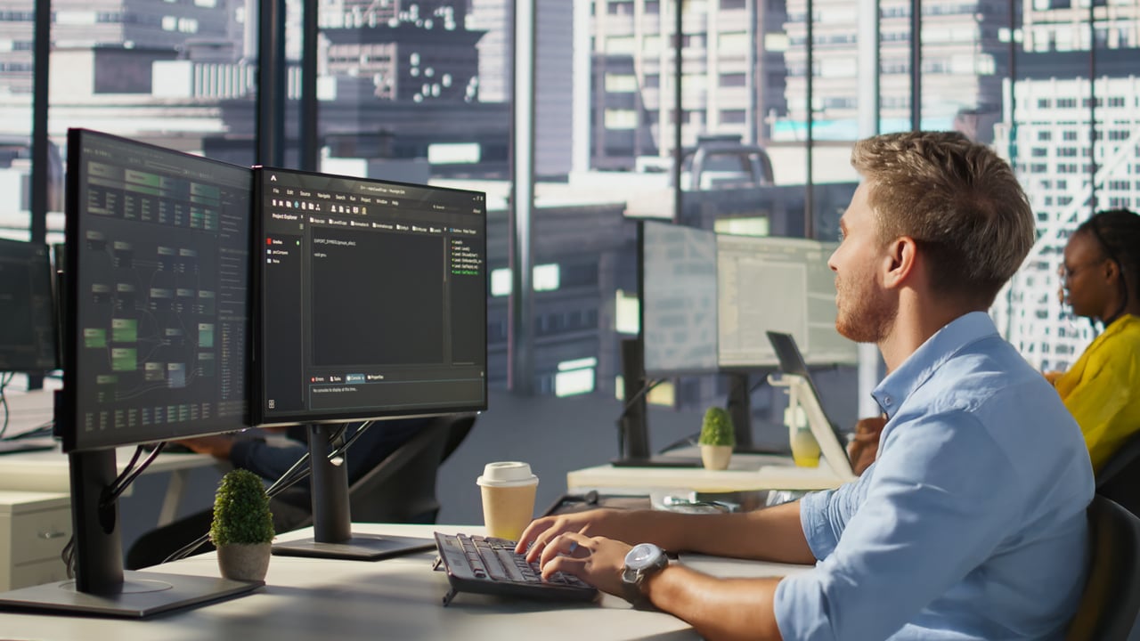 Logistics-Company-Pythian-01