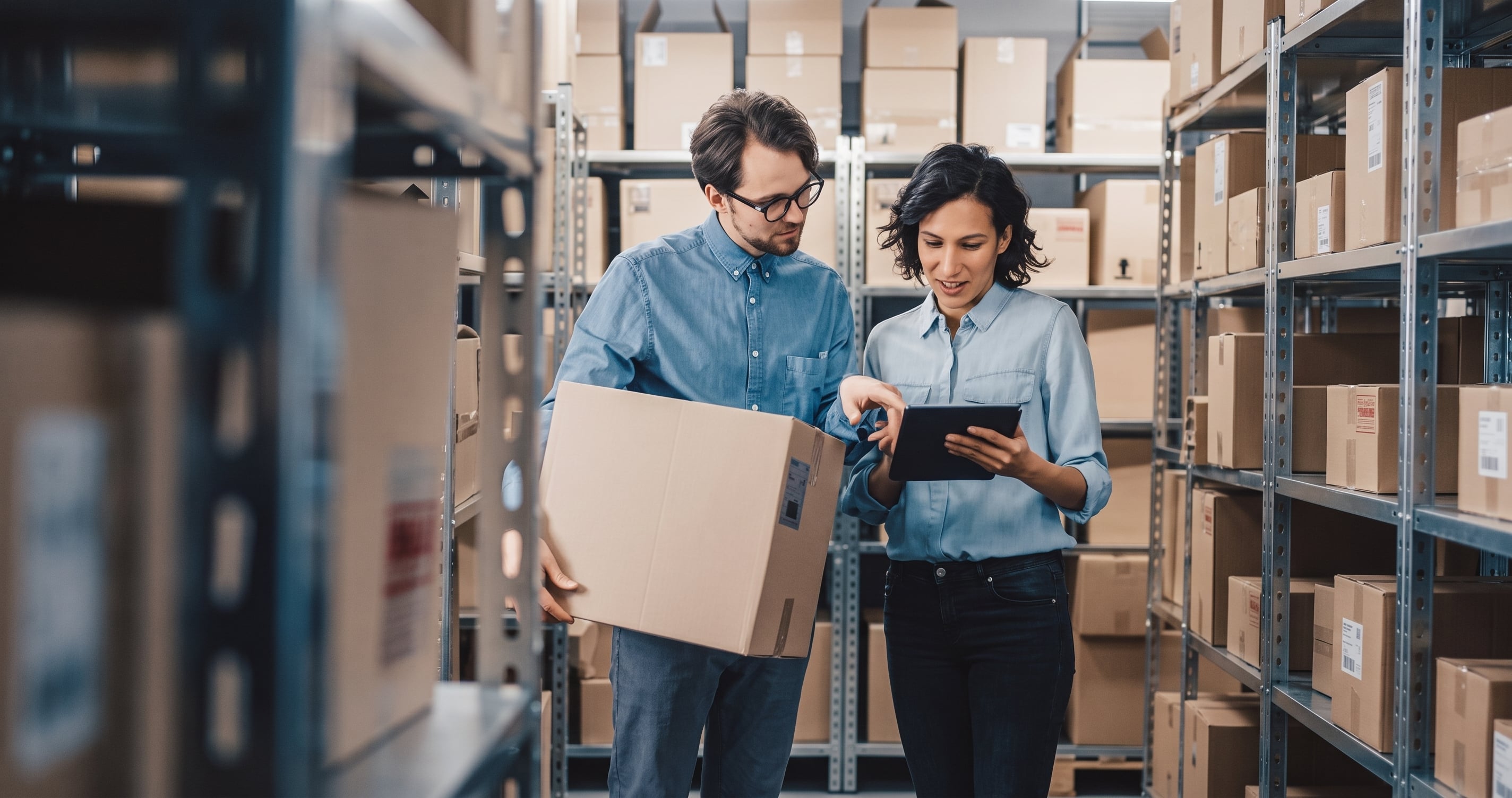 Global retailer minimized legacy Oracle analytics costs
